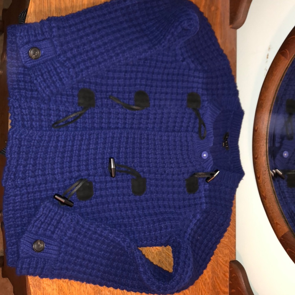 Stunning theory cable knit toggle sweater